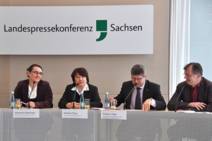 Wohlfahrtsbericht 2012. Liga der Freien Wohlfahrtspflege...